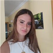 Doy clases a niños de primaria, a niños de secundiar y bachillerato de litin y economía. Me considero una chica trabajadora, estudiosa y responsable, que empatiza con el alumno, soy paciente y dedicada a la mejora de mis alumnos